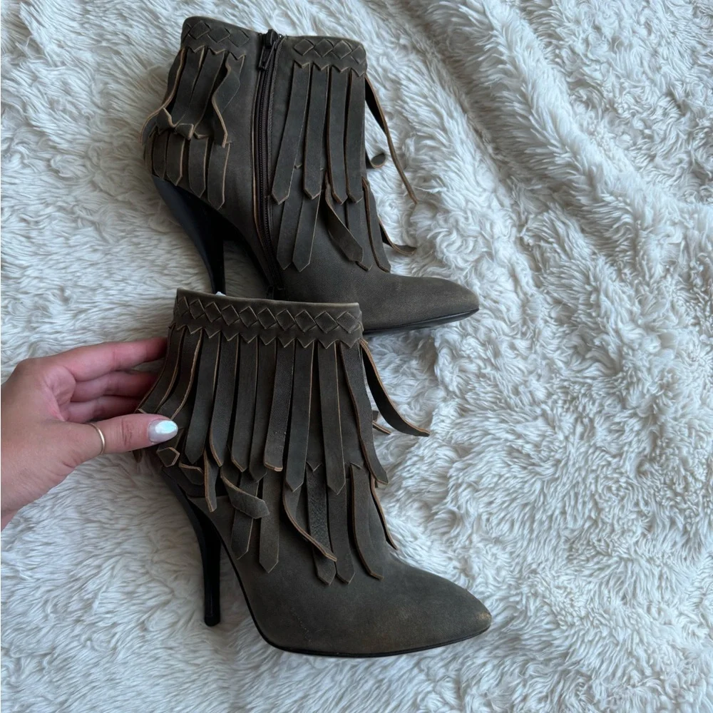 Bottega Veneta | Womens‎ Zip Stiletto Tiered Fringe Booties Brown Gray Suede